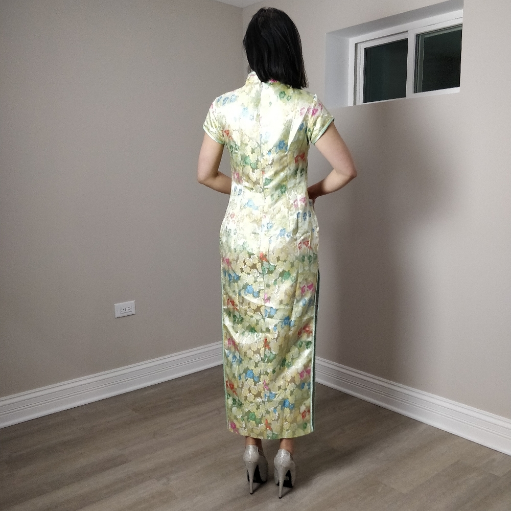 NWOT Green floral embroidered Qipao Cheongsam - Picture 6 of 9